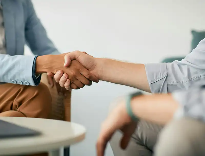 Support | Guide you from contract to handover with full transparency.